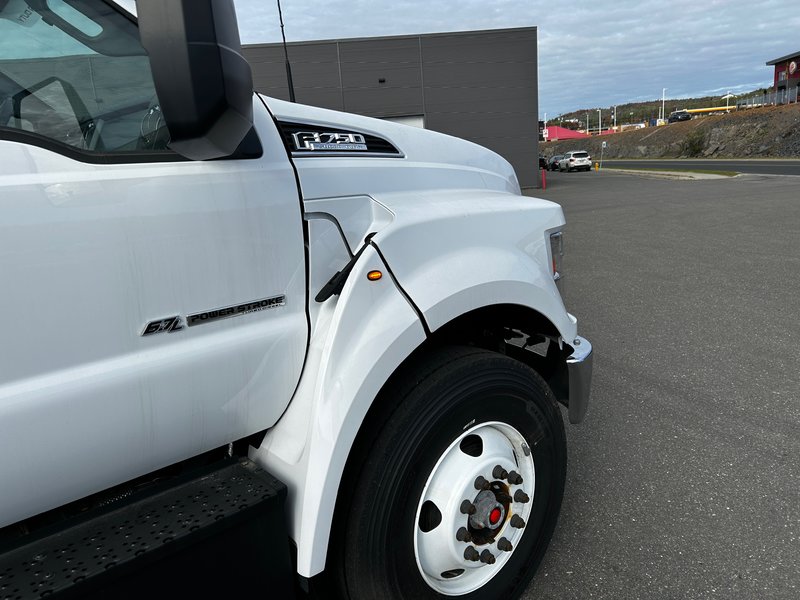 2024 Ford Super Duty F-750 Straight Frame BASE