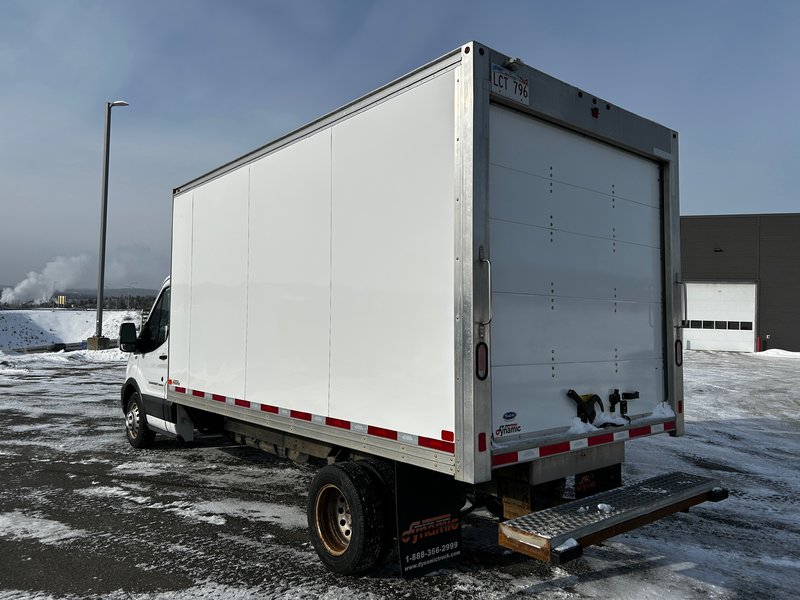 2022 Ford TRANSIT CUTAWAY BASE