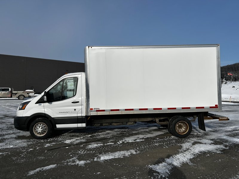 2022 Ford TRANSIT CUTAWAY BASE