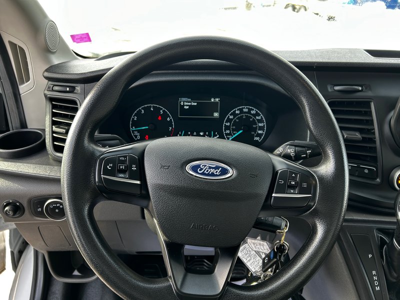 2022 Ford TRANSIT CUTAWAY BASE