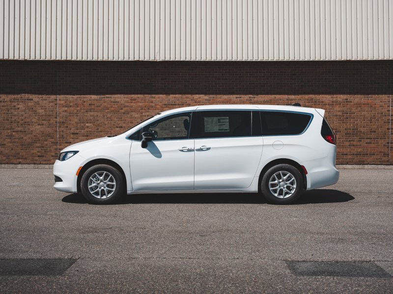 2025 Chrysler Grand Caravan SXT
