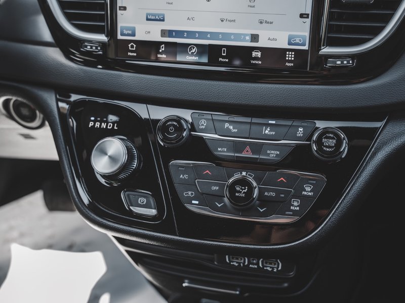 2025 Chrysler Grand Caravan SXT