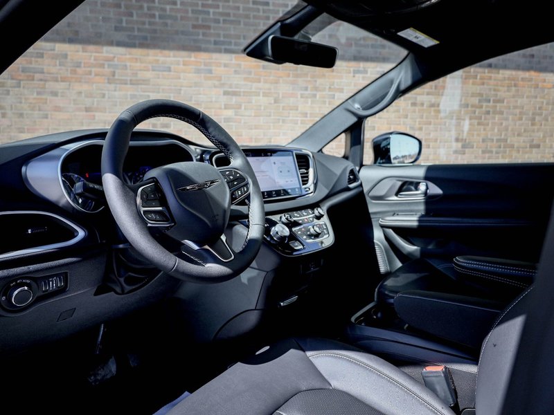 2026 Chrysler Grand Caravan SXT