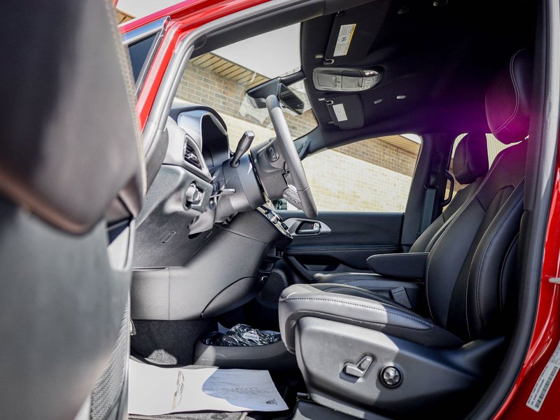 2026 Chrysler Grand Caravan SXT