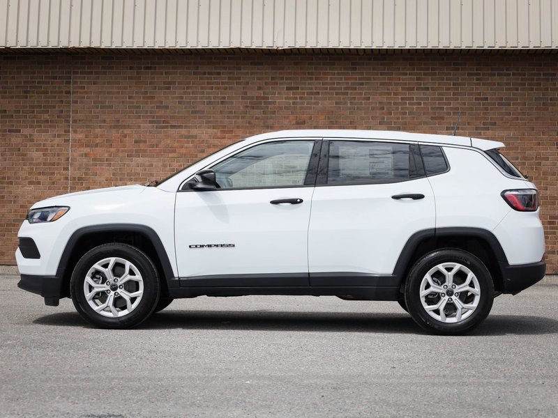 2025 Jeep Compass SPORT