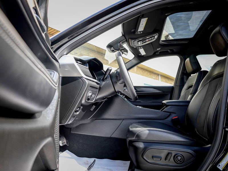 2025 Jeep Grand Cherokee LAREDO ALTITUDE