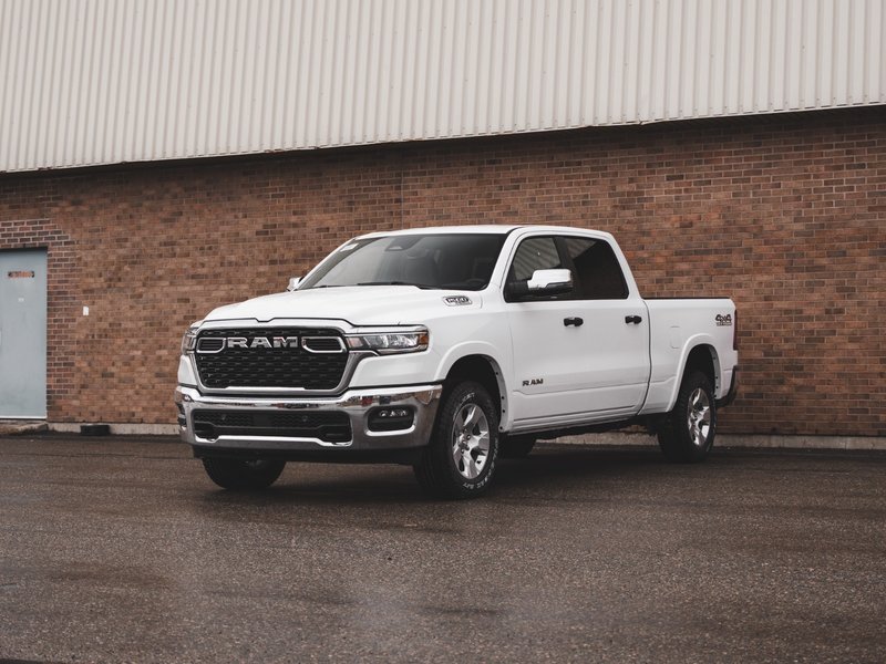2025 Ram 1500 BIG HORN