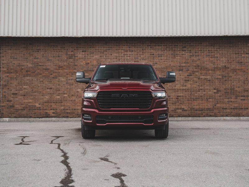 2025 Ram 1500 SPORT