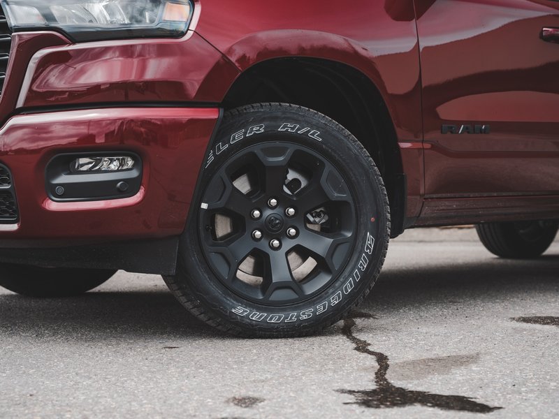 2025 Ram 1500 SPORT