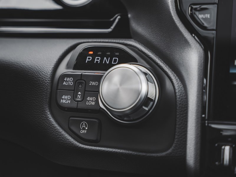 2025 Ram 1500 SPORT