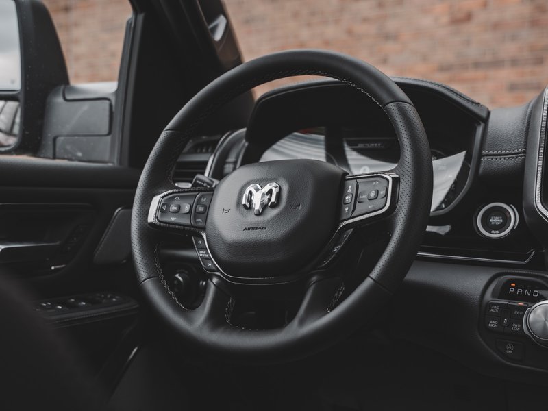 2025 Ram 1500 SPORT
