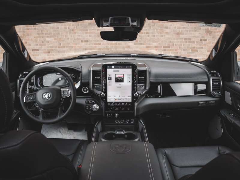 2025 Ram 1500 SPORT
