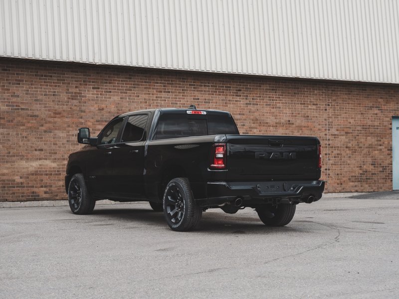 2025 Ram 1500 SPORT