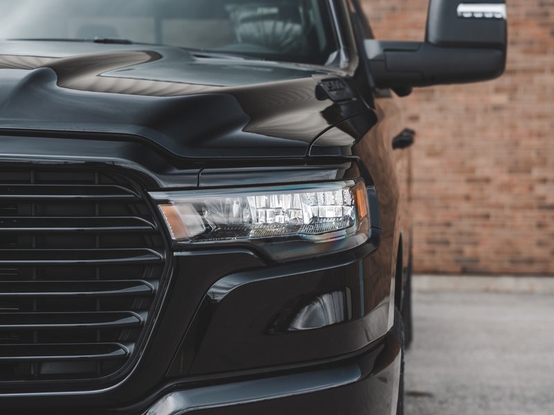 2025 Ram 1500 SPORT
