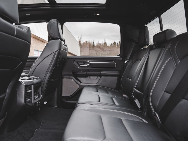 2025 Ram 1500 SPORT