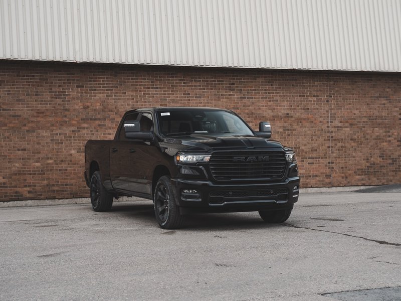 2025 Ram 1500 SPORT