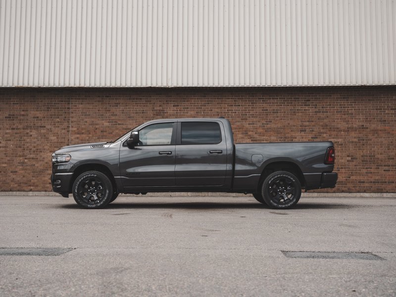 2025 Ram 1500 SPORT
