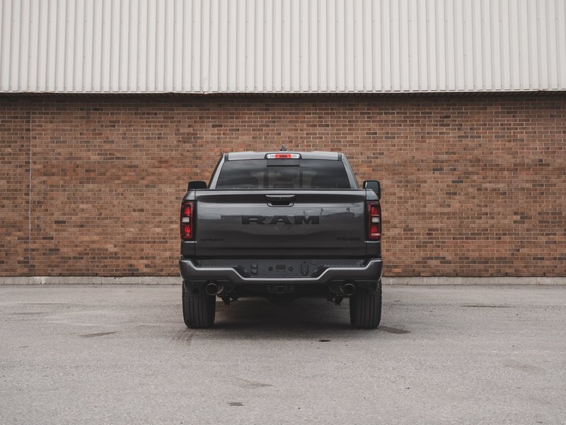 2025 Ram 1500 SPORT