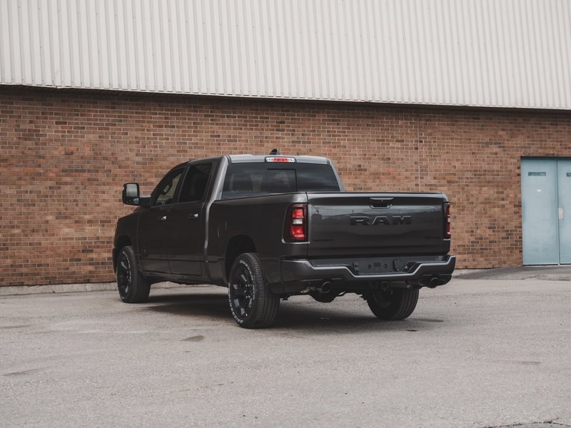 2025 Ram 1500 SPORT