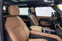 2025 Land Rover Defender V8-19