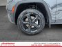 2026 Jeep Grand Cherokee L ALTITUDE 2.0L Turbo / 20-inch Gloss Black Wheels / Trailer Tow Package