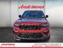 2025 Jeep Grand Cherokee LIMITED Luxury Tech Group / Black Appearance / Panoramic Sunroof