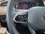 Volkswagen Tiguan Comfortline R-Line Black 2024 Comfortline R-Line Black / Heated Seats
