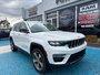 2023 Jeep Grand Cherokee Limited Fully loaded panoramic sunroof, three TVs, leather, etc.