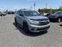 Toyota Highlander LE + CAMERA + BLUETOOTH + A/C + WOW!+++ 2015