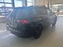 Volkswagen Tiguan Comfortline R-Line Black Edition TOIT PANO 2022 JAMAIS ACCIDENTÉ