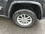 Jeep Grand Cherokee LAREDO 2011-4