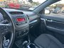 Kia Sorento LX 2015-9