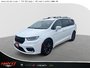 2022 Chrysler Pacifica TOURING L LOADED | APPLE CARPLAY | FINANCE ME