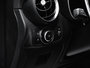 Alfa Romeo Stelvio  2025-19