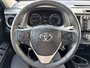 Toyota RAV4 XLE AWD PNEUS D'HIVER HITCH PAS ACCIDENTE 2017 INSPECTE+DETECTEUR D'ANGLES MORTS+HAYON ELECTRIQUE+TOIT OUVRANT+SIEGES CHAUFFANTS+MAGS 17''