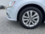 Volkswagen Jetta Wolfsburg Edition PNEUS D'HIVER TOIT OUVRANT 2017 INSPECTE+SIEGE CONDUCTEUR ELECTRIQUE+CAMERA DE RECU+SIEGES CHAUFFANT+PHARE AUTOMATIQUE+AIR CLIMATISE