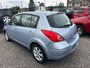 Nissan Versa 1.8 SL 2009-3