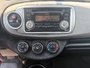 Toyota Yaris LE 2013-9