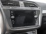 2024 Volkswagen Tiguan Highline R-Line 2.0T 8sp at w/Tip 4M-15