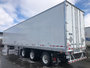 Tridem axle heated trailer for short-term rental at Location Brossard