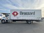 Class 3 6-wheel straight body truck for short-term rental at Location Brossard