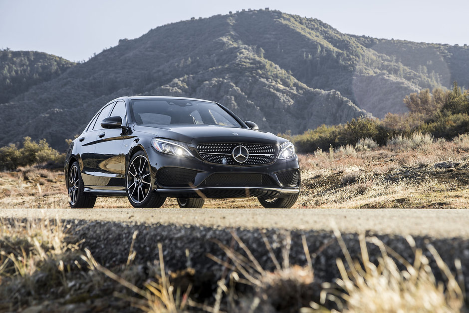 La Mercedes-Benz Classe C remporte le prix de la meilleure valeur retenue du Canadian Black Book