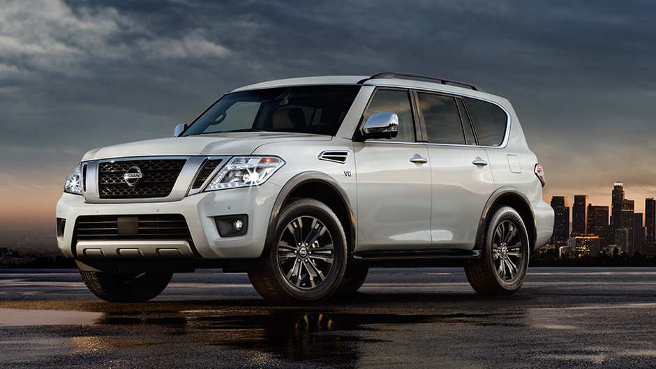 2017 Nissan Armada: The Classy Woodsman