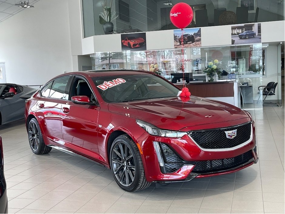 2024 Cadillac CT5 in Joliette, Quebec - w940px