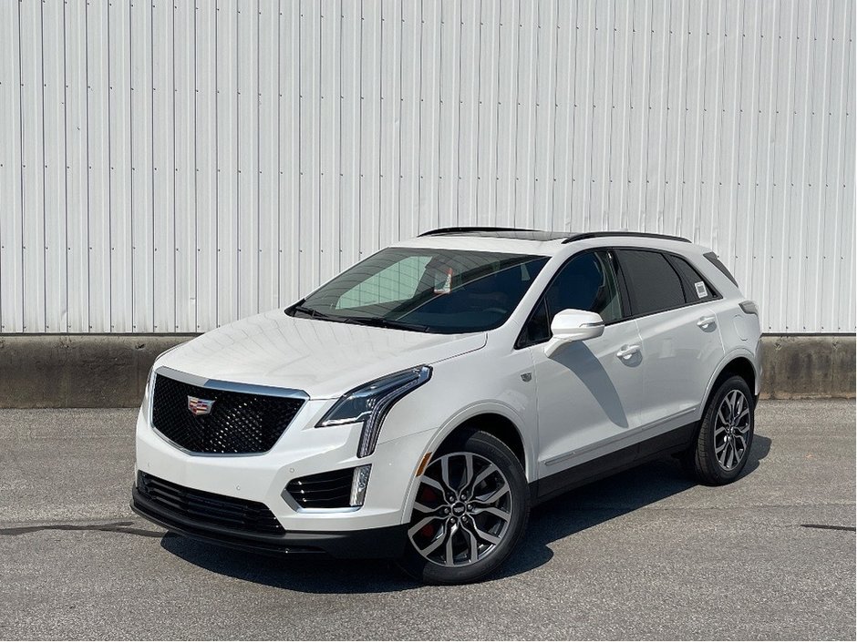 2025 Cadillac XT5 in Joliette, Quebec - w940px