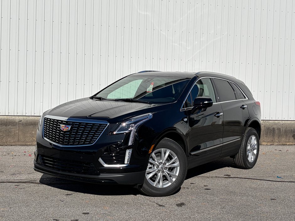 2026 Cadillac XT5 in Joliette, Quebec - w940px