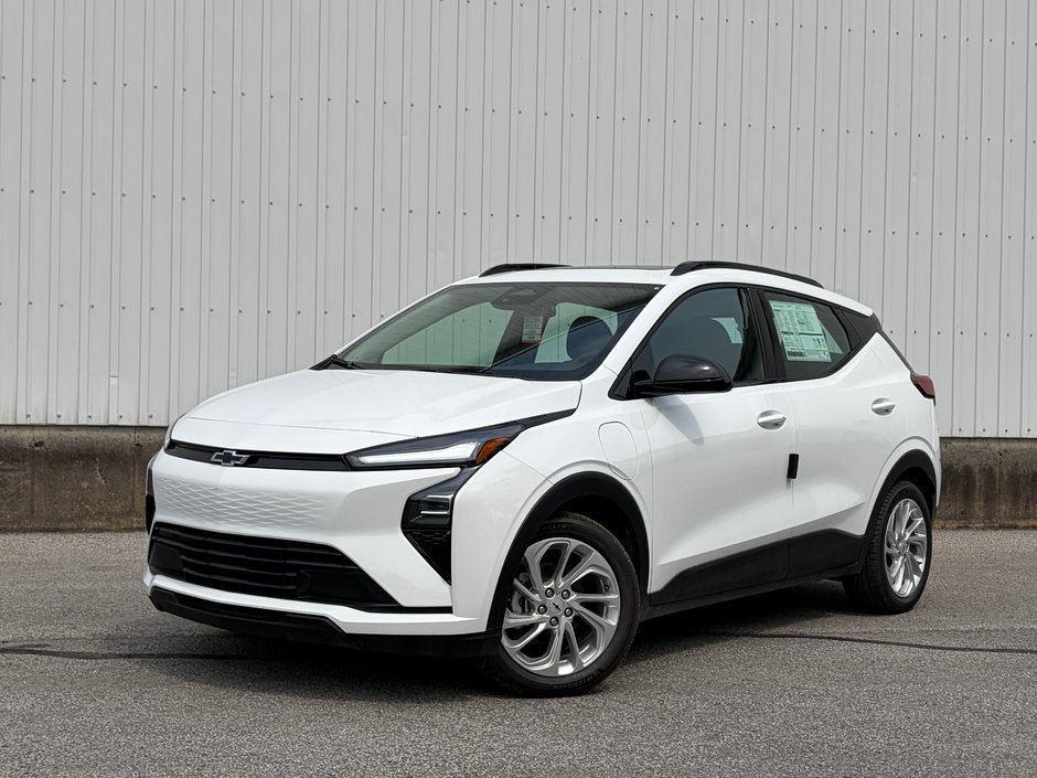 Chevrolet Bolt  2027 à Joliette, Québec - w940px