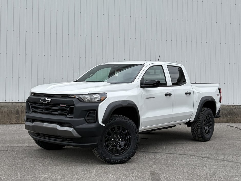 Chevrolet Colorado  2026 à Joliette, Québec - w940px