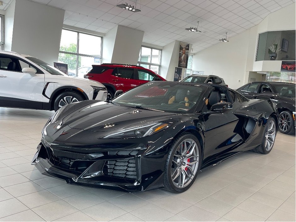 2025 Chevrolet Corvette Z06 in Joliette, Quebec - w940px