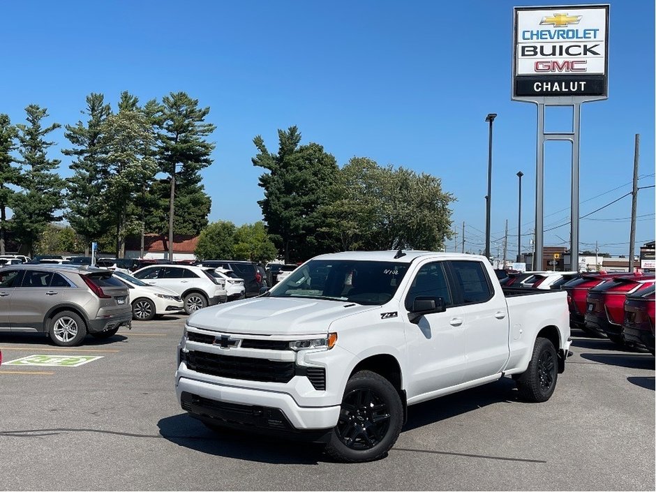 Chevrolet Silverado 1500  2024 à Joliette, Québec - w940px